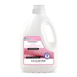 Detergente ecológico para Lana y prendas delicadas - Biocenter - envase Ecofriendly 2000 ml